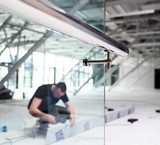 St. Cloud, FL highly skilled glass repair technicians
